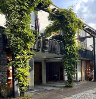 We Regularly Upload Photos.